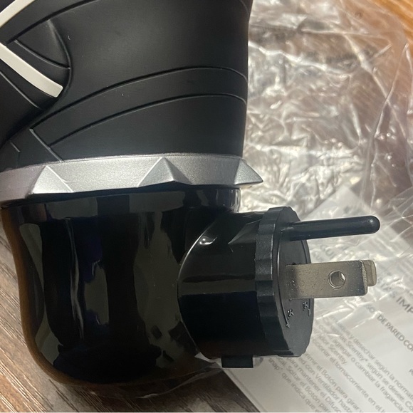 NEW Marvel Black Panther Scentsy Plug In Wall Fan Diffuser - Picture 9 of 12